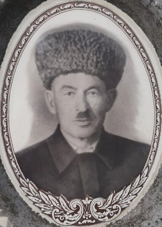 Хазраил Унажоков